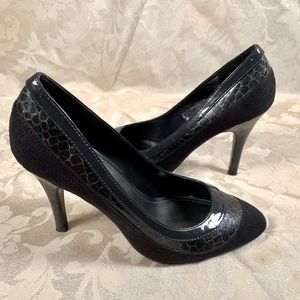Fioni Black Suede Pumps with Detail